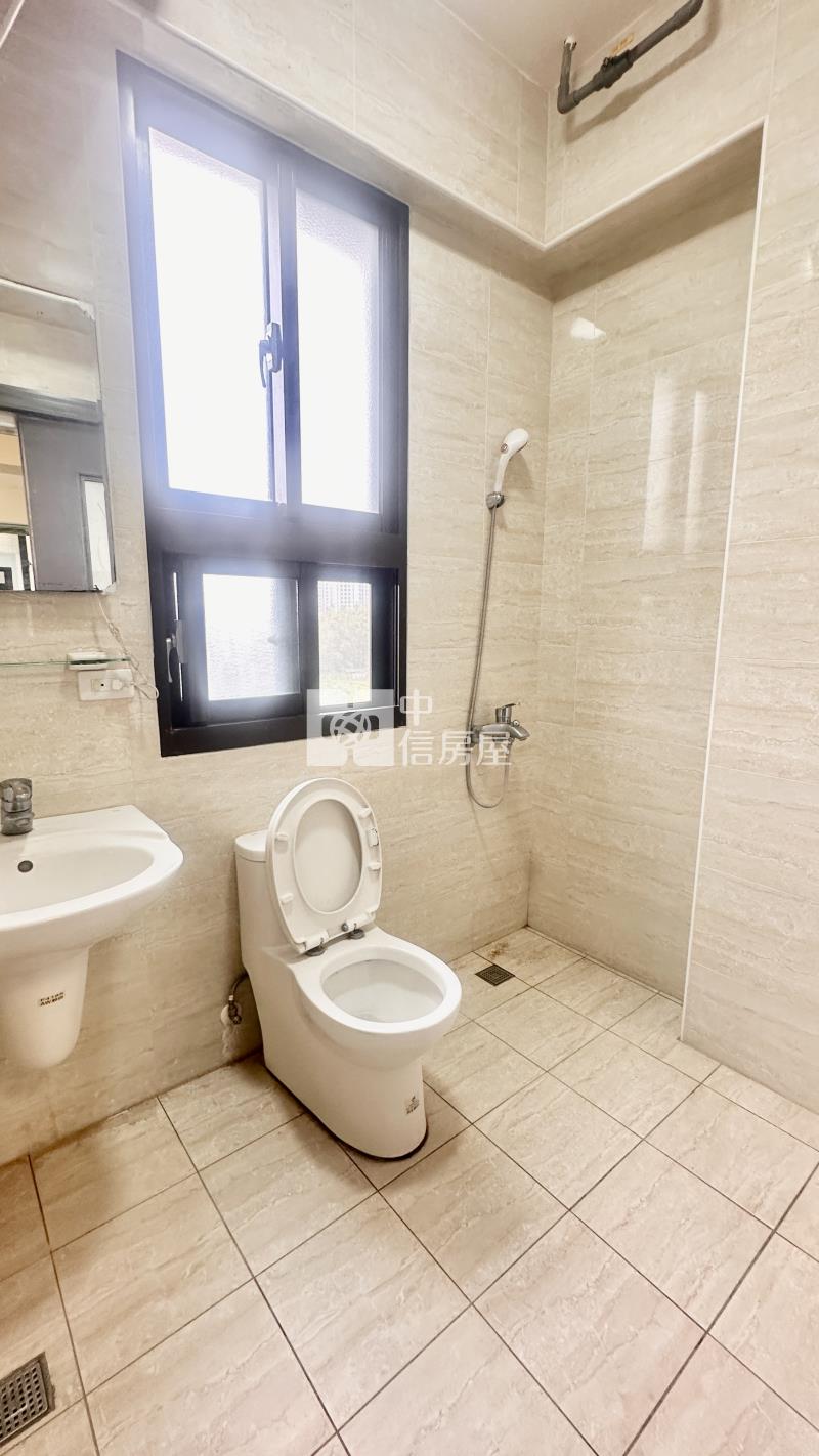 頭份電梯10套房美透天房屋室內格局與周邊環境