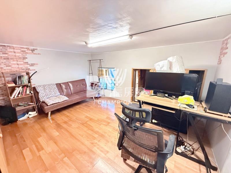 【冠軍】喜市稀有前區直達平面車位房屋室內格局與周邊環境