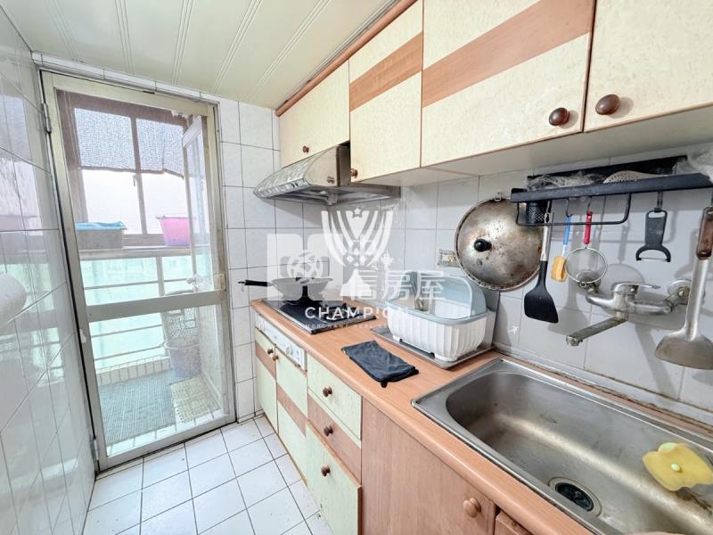 【冠軍】喜市稀有前區直達平面車位房屋室內格局與周邊環境