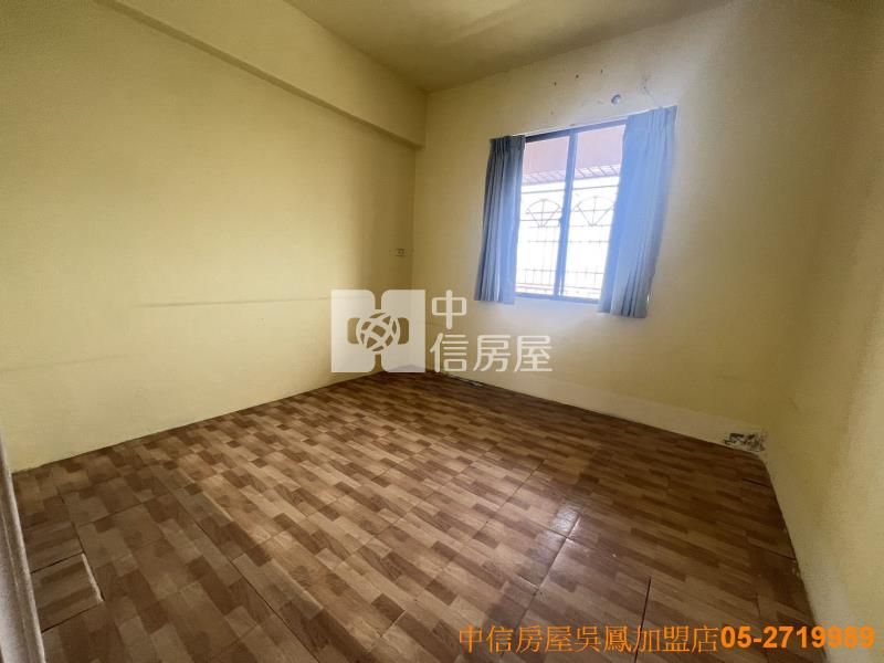 民雄工業區旁電梯四房房屋室內格局與周邊環境