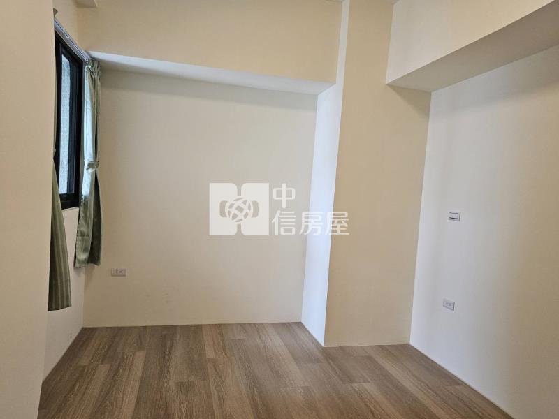 善化樂樂南科次頂樓景觀2房平車房屋室內格局與周邊環境