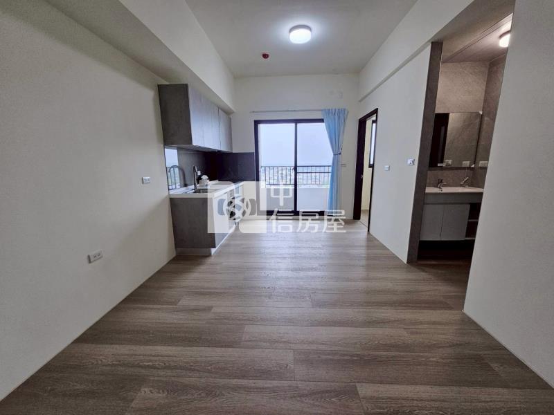 善化樂樂南科次頂樓景觀2房平車房屋室內格局與周邊環境