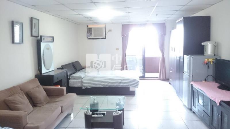 中壢後站前後陽台大套房房屋室內格局與周邊環境