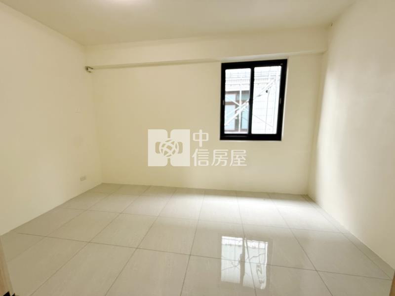 龍潭市中心全新整理五房美透天房屋室內格局與周邊環境