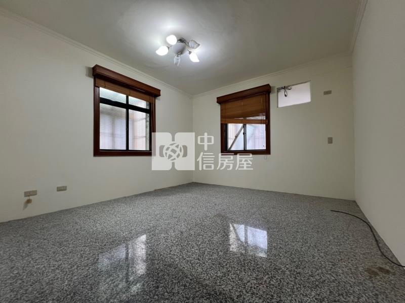 【冠軍】培德路正路邊3樓3房房屋室內格局與周邊環境