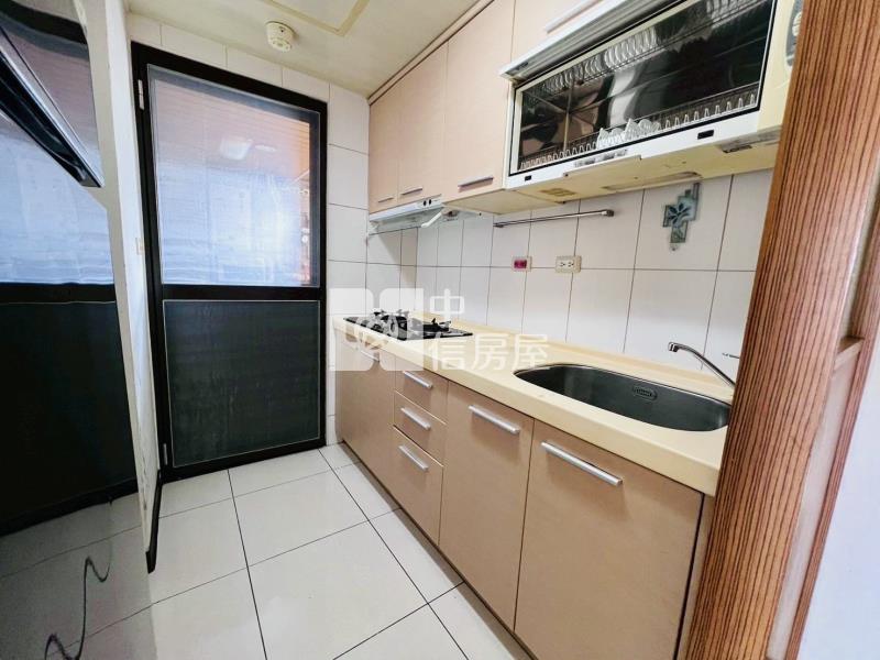 南勢重劃區雲鼎溫馨兩房房屋室內格局與周邊環境