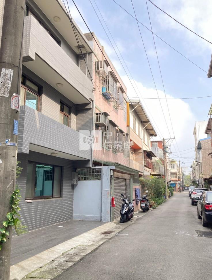 龍泉一街透天房屋室內格局與周邊環境