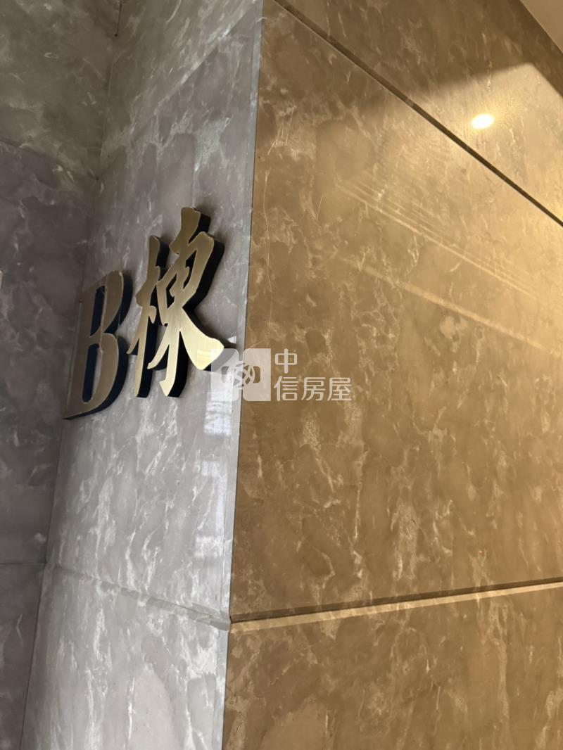 南勢重劃區室內大2+1房車房屋室內格局與周邊環境