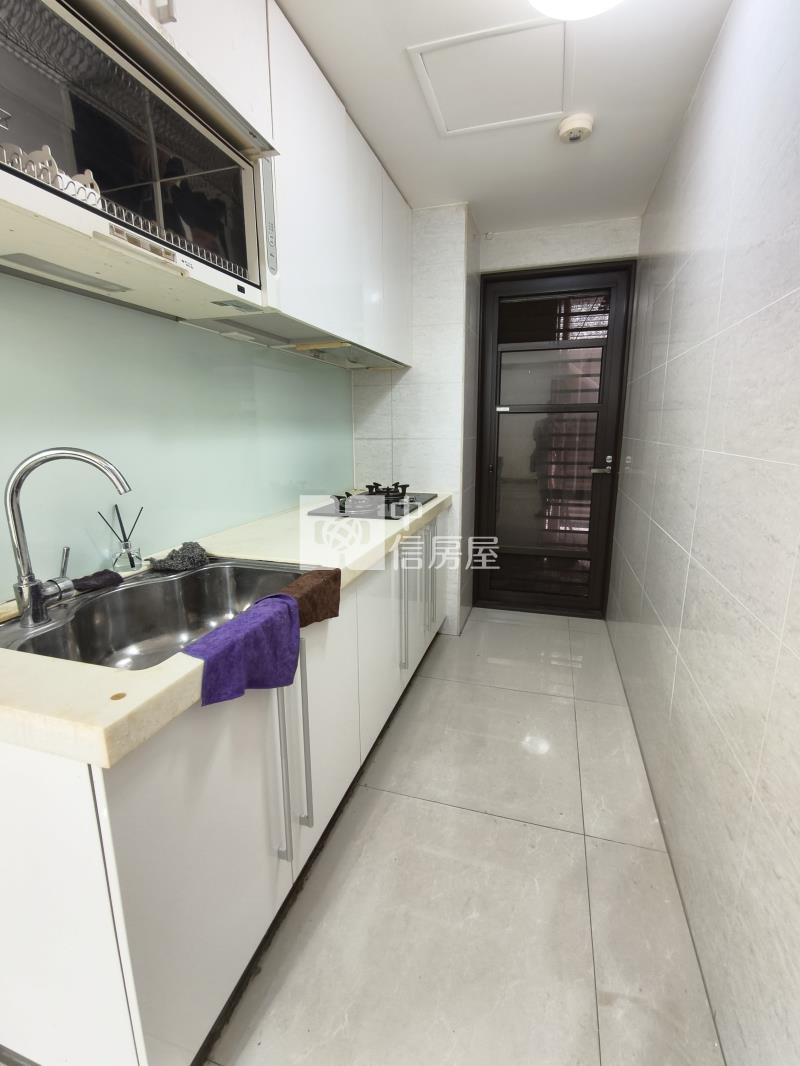 南勢重劃區室內大2+1房車房屋室內格局與周邊環境