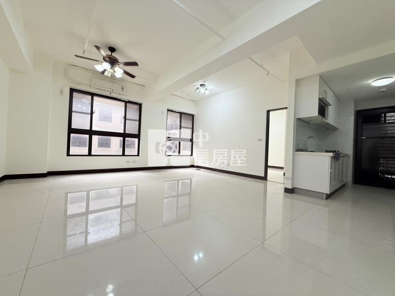 南勢重劃區室內大2+1房車房屋室內格局與周邊環境