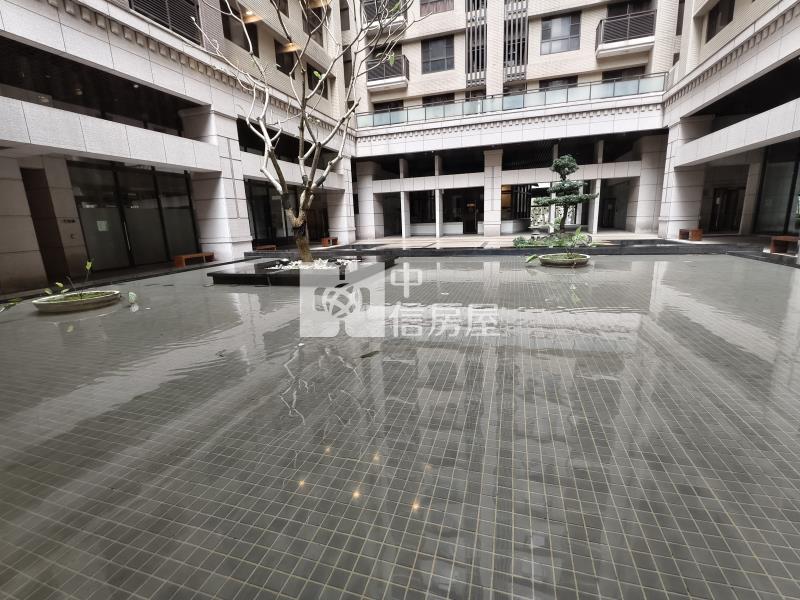 南勢重劃區室內大2+1房車房屋室內格局與周邊環境