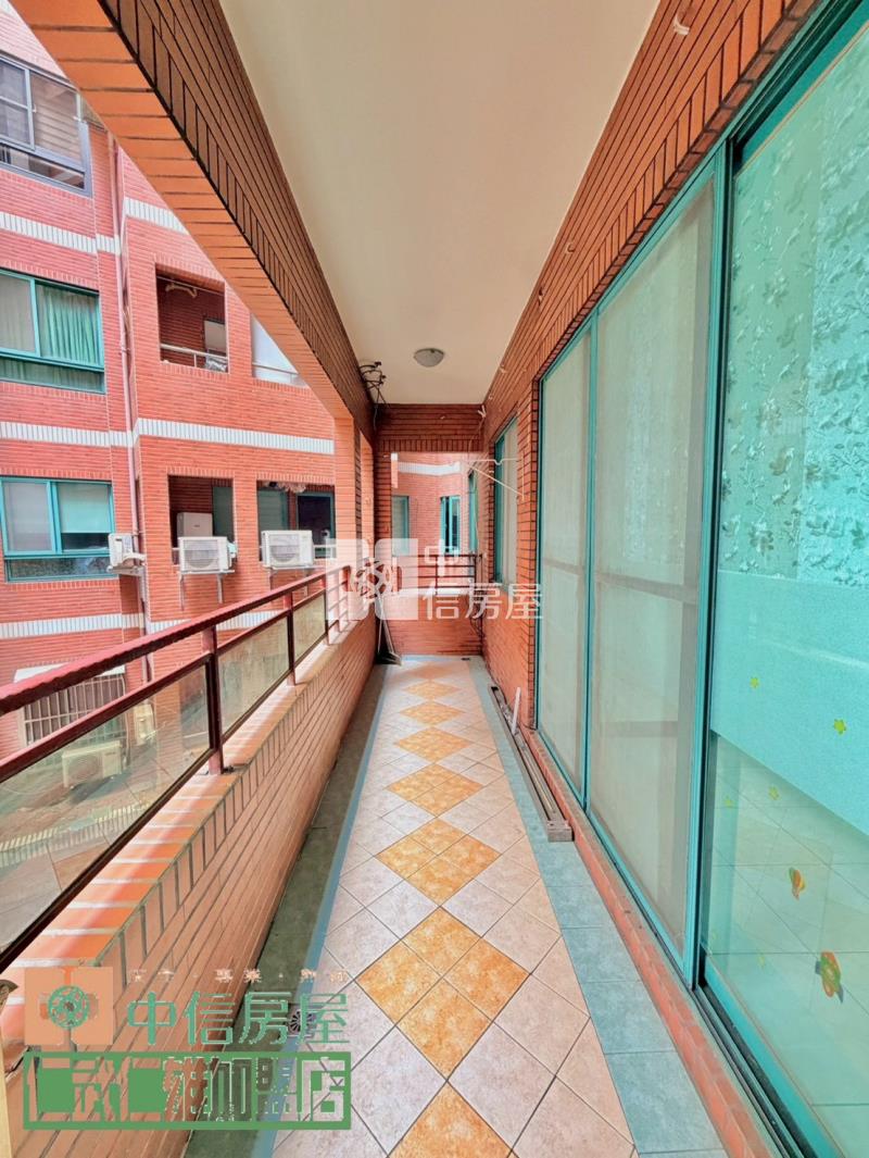 榮總商圈四房含車位房屋室內格局與周邊環境