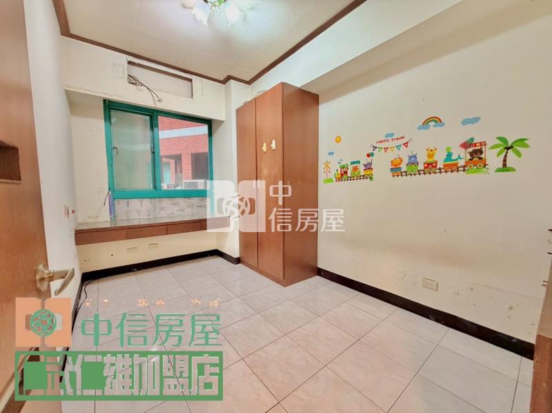 榮總商圈四房含車位房屋室內格局與周邊環境