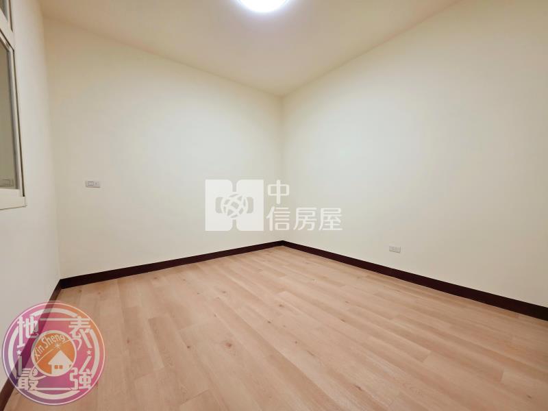 平鎮家樂福低總價美透天房屋室內格局與周邊環境