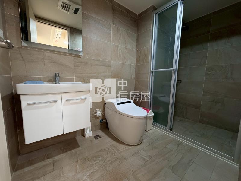 A18高鐵站前兩房+平車房屋室內格局與周邊環境