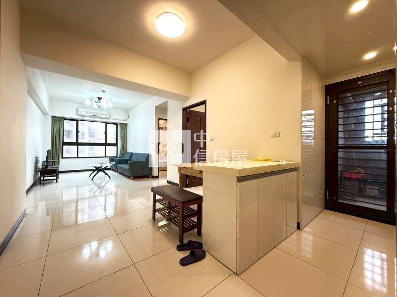 【安家】楊明國小旁明日城邊間兩房車房屋室內格局與周邊環境