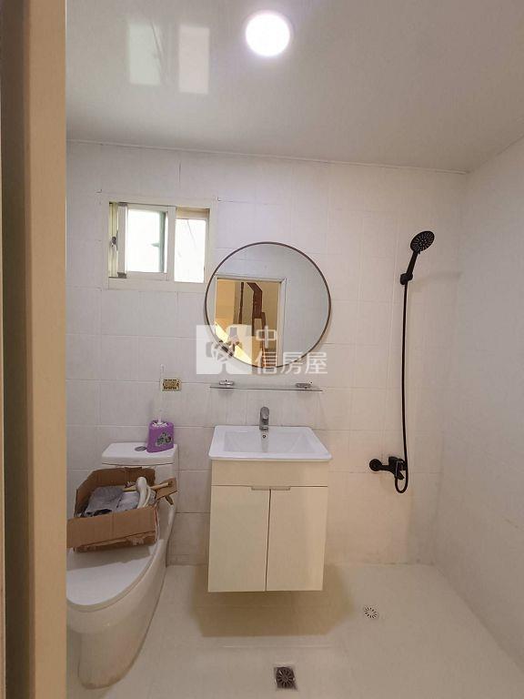 青埔旁邊間美透天(中信卓越團隊)房屋室內格局與周邊環境