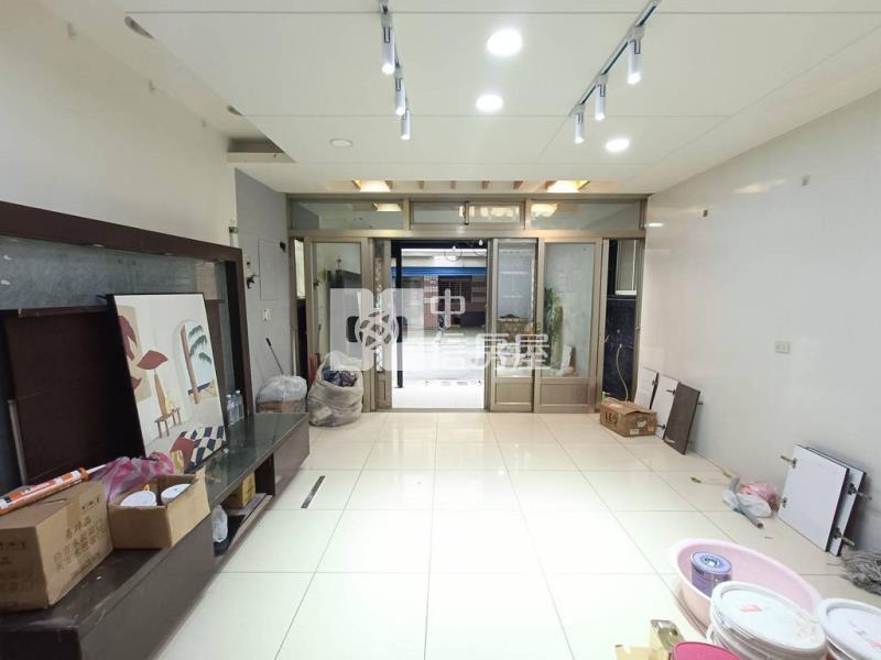 青埔旁邊間美透天(中信卓越團隊)房屋室內格局與周邊環境