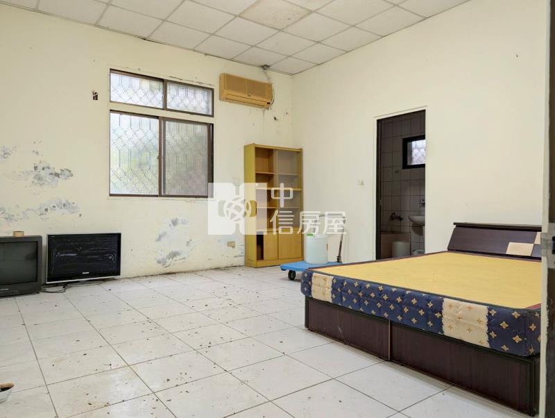 草屯都內農舍房屋室內格局與周邊環境