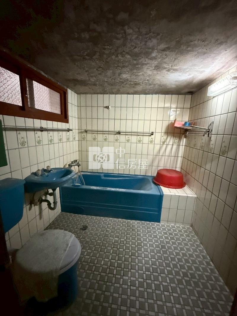 體育園區透店房屋室內格局與周邊環境