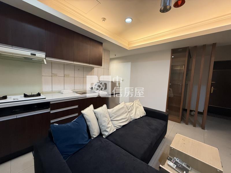 中壢SOGO海華巴黎套房房屋室內格局與周邊環境