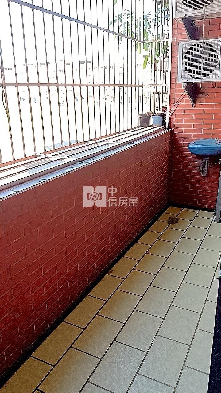 體育園區大地坪透店房屋室內格局與周邊環境