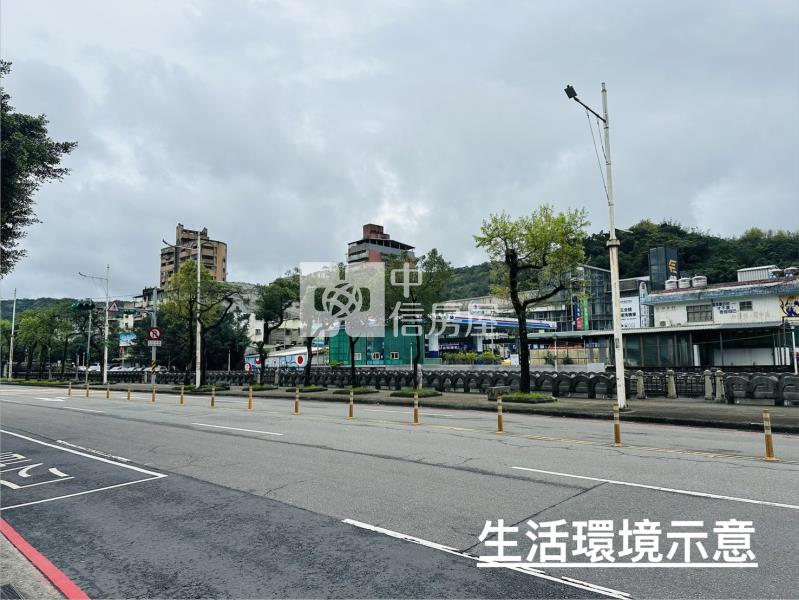 ▲女中旁實惠平地三樓房屋室內格局與周邊環境