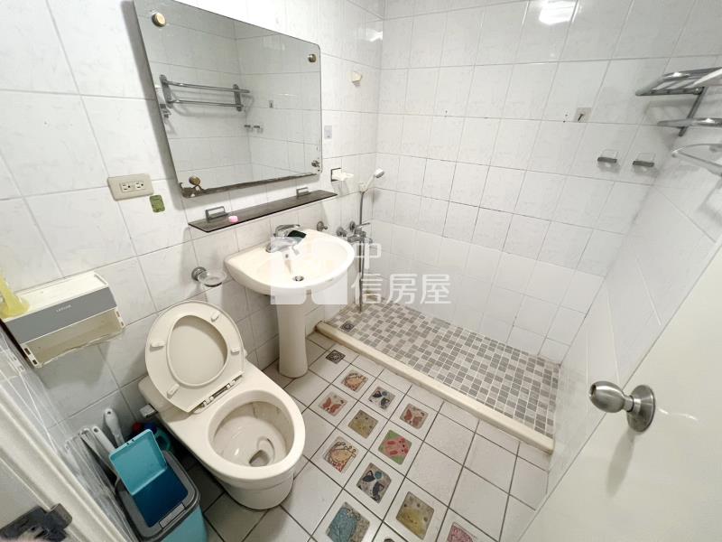 內壢後站超美裝潢景觀三房車房屋室內格局與周邊環境