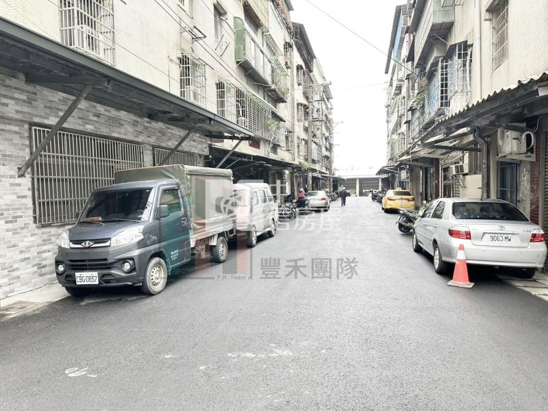【豐禾】宋屋國小整新角窗店住房屋室內格局與周邊環境