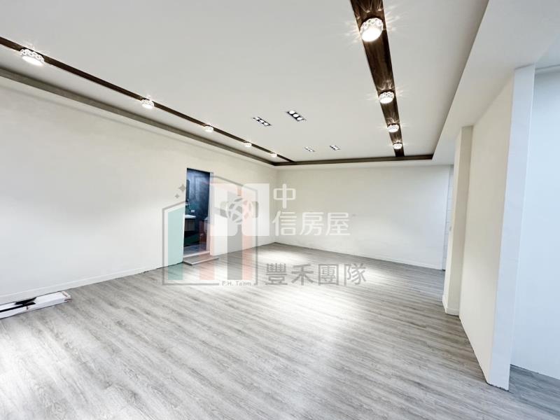 【豐禾】宋屋國小整新角窗店住房屋室內格局與周邊環境