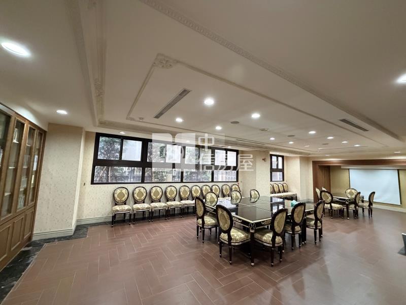 【玖禾】青埔城市首席稀有大四房雙車間間採光房屋室內格局與周邊環境