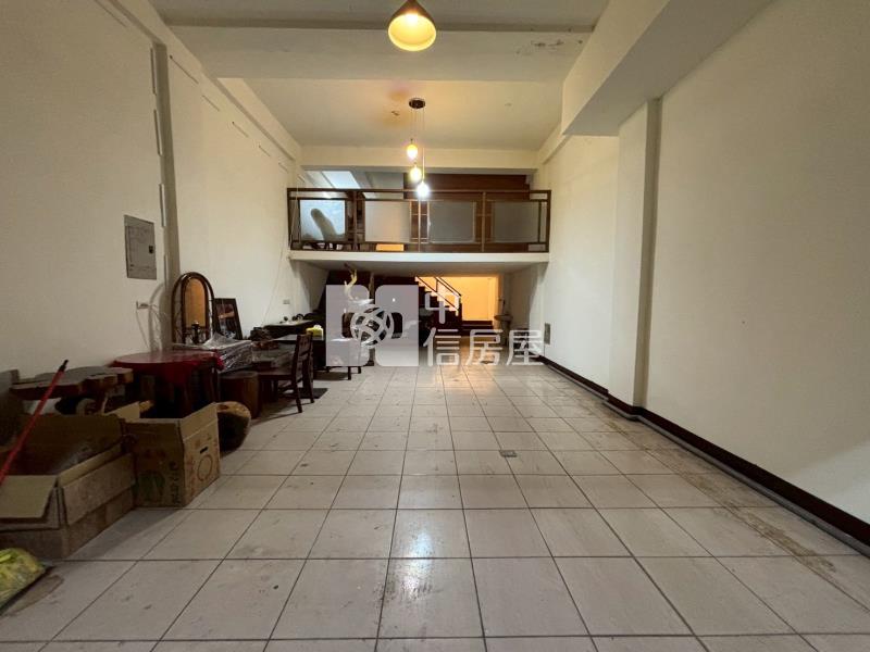 紅瓦厝大六房雙車美透天房屋室內格局與周邊環境