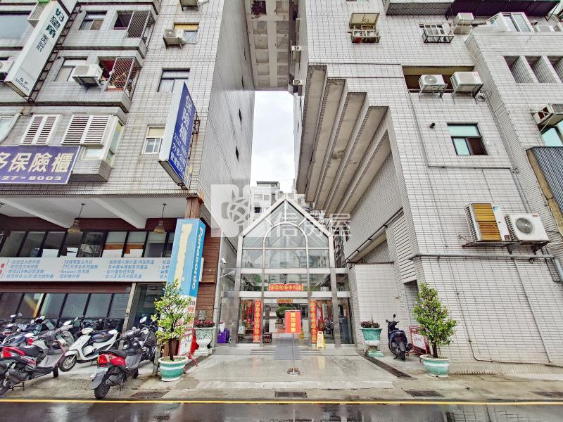 巨匠雅舍景緻大三房房屋室內格局與周邊環境