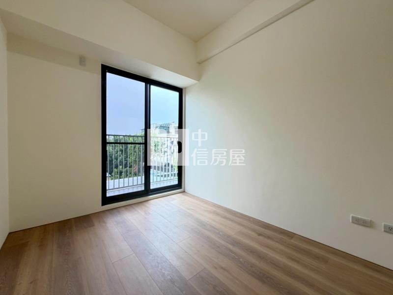 國泰美禾三房雙車朝南景觀角間露台戶房屋室內格局與周邊環境