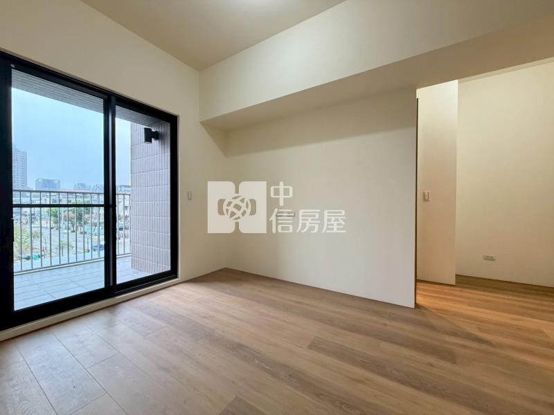 國泰美禾三房雙車朝南景觀角間露台戶房屋室內格局與周邊環境