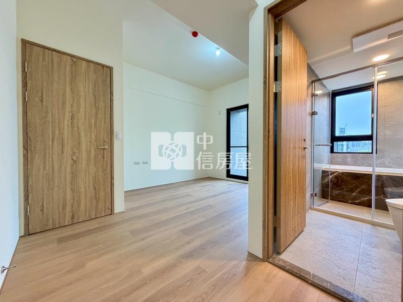 國泰美禾三房雙車朝南景觀角間露台戶房屋室內格局與周邊環境