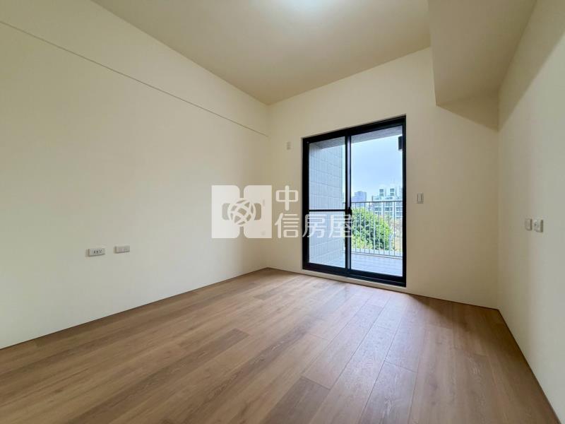 國泰美禾三房雙車朝南景觀角間露台戶房屋室內格局與周邊環境