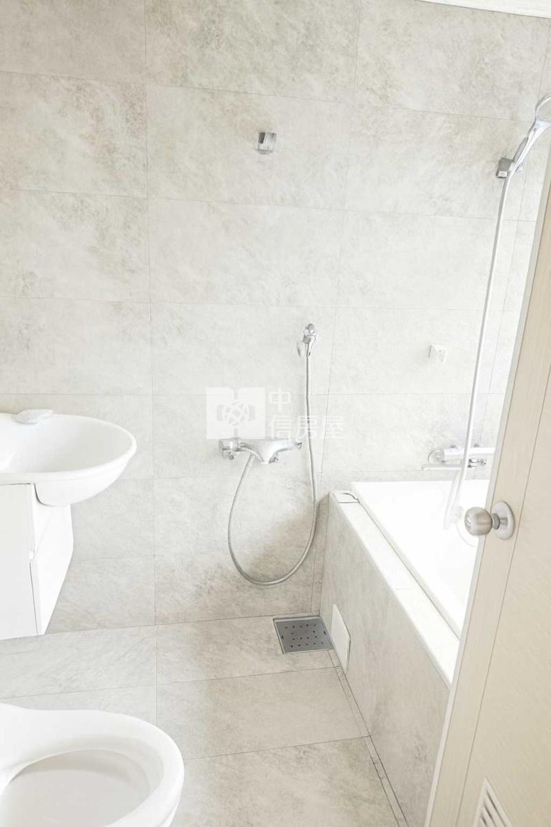 公益商圈鄉林麗池景觀四房好宅房屋室內格局與周邊環境