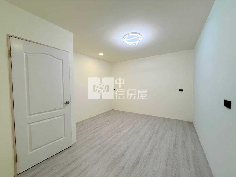 楊梅上湖國小前院停車透天房屋室內格局與周邊環境