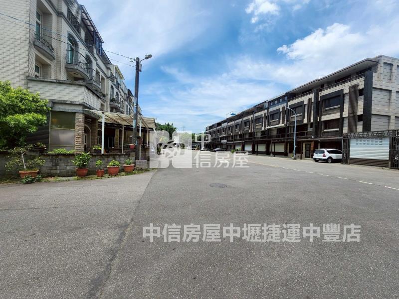龍潭石門公園18米路透天店住房屋室內格局與周邊環境