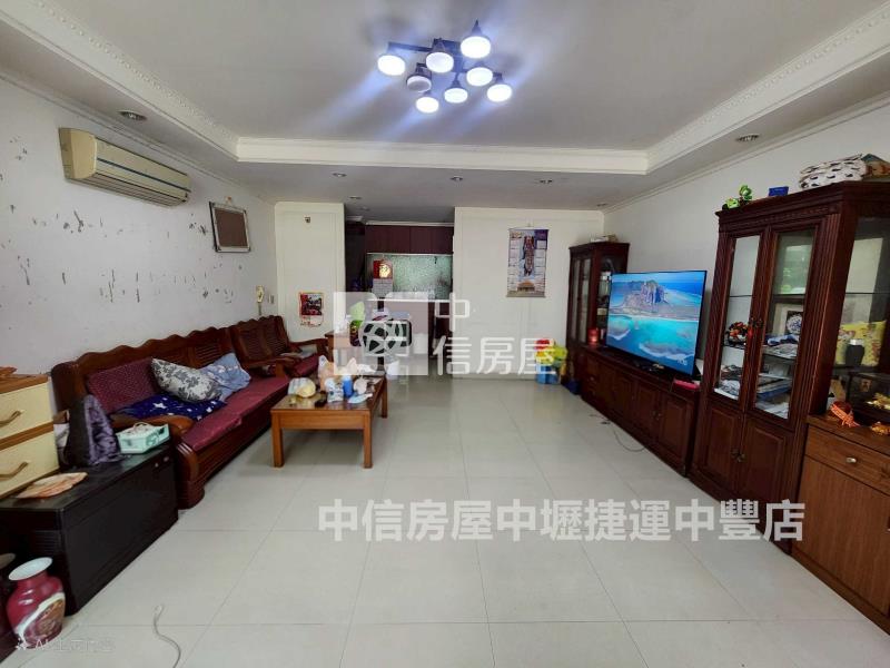 龍潭石門公園18米路透天店住房屋室內格局與周邊環境