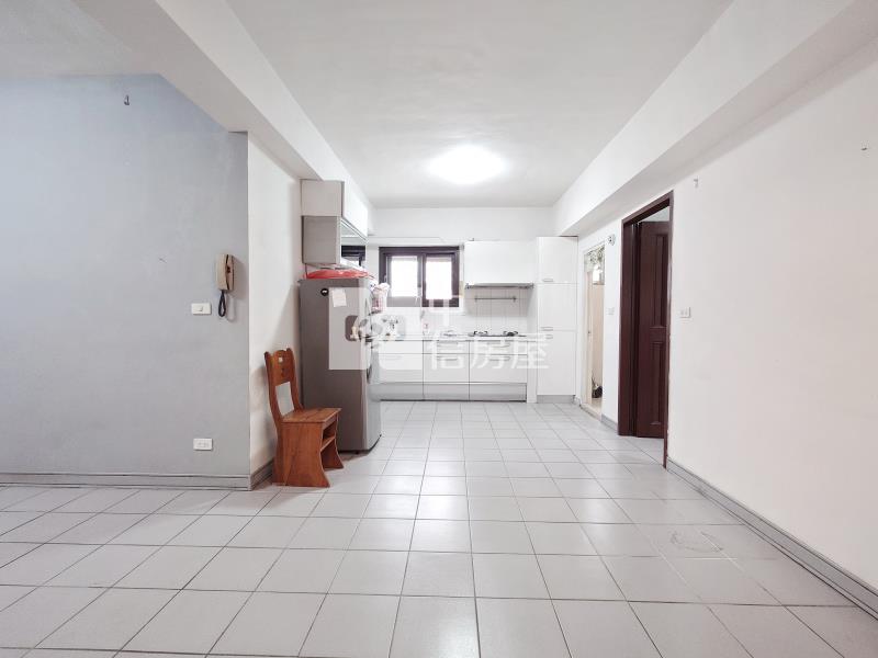 水湳雅築2房2衛車位房屋室內格局與周邊環境