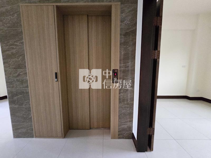 草漯全新電梯透天(前院有車庫)房屋室內格局與周邊環境