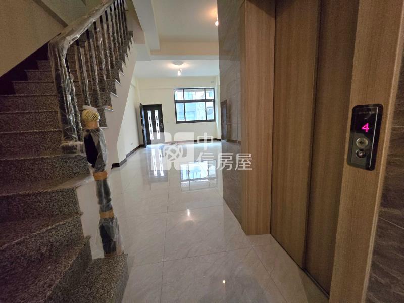 草漯全新電梯透天(前院有車庫)房屋室內格局與周邊環境