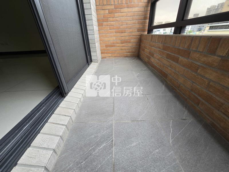 草漯全新電梯透天(前院有車庫)房屋室內格局與周邊環境