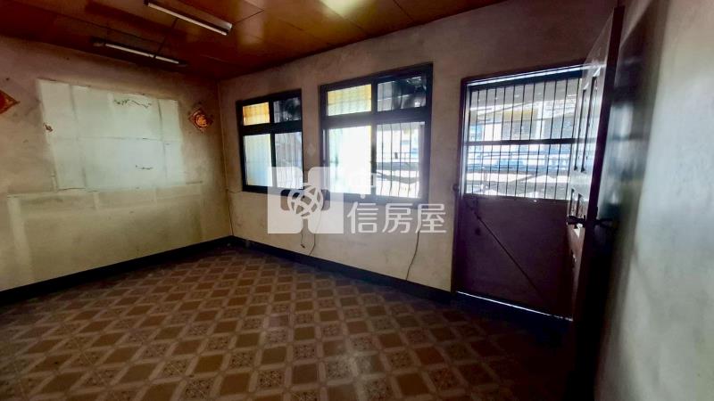 草屯甜甜低總價活路透天房屋室內格局與周邊環境