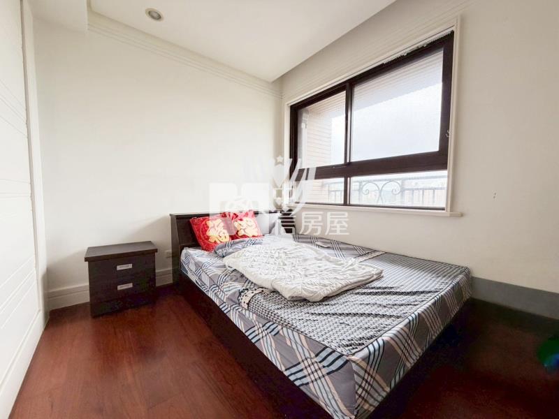 城上城朗闊四房+車位房屋室內格局與周邊環境