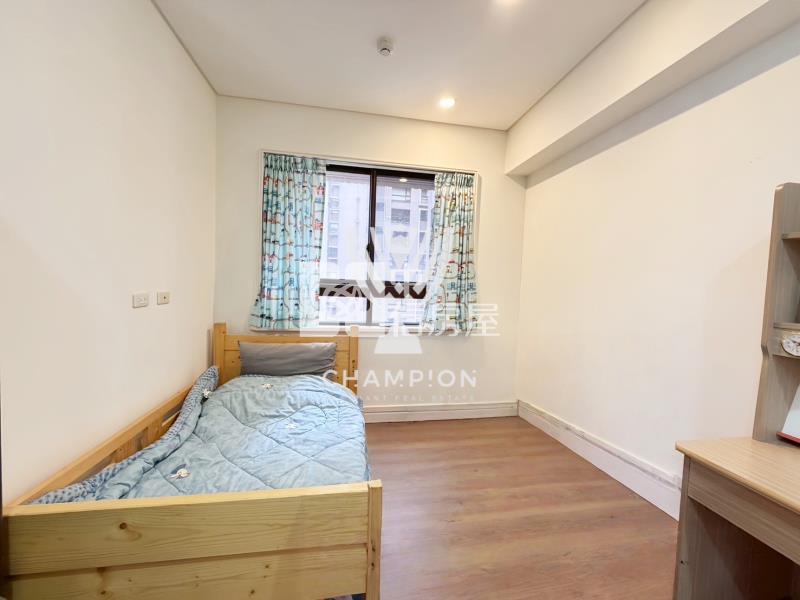 城上城朗闊四房+車位房屋室內格局與周邊環境