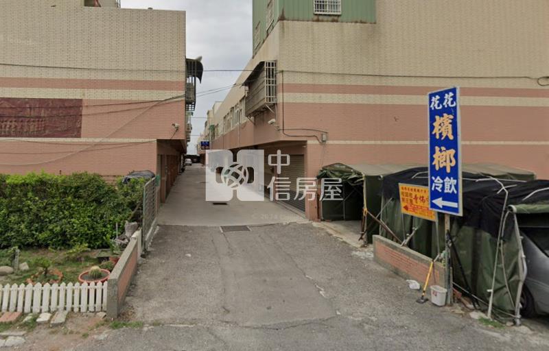 芳苑社區型邊間透天厝房屋室內格局與周邊環境