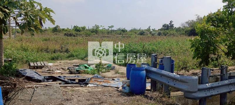 柳營臨省道三角窗有水電2.77分方正農地房屋室內格局與周邊環境